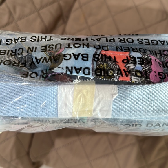 Vera Bradley Grand Vanity Case in Butterfly By - Picture 3 of 7